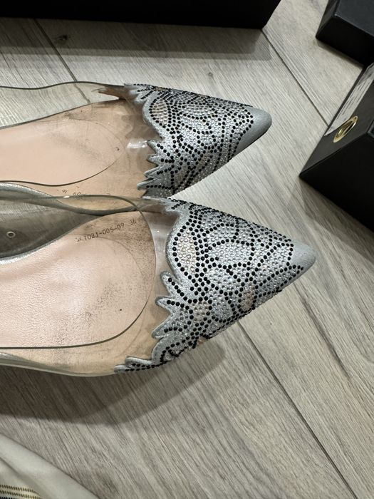 Продам балетки Баскони