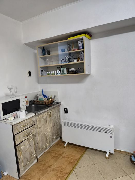 Продава се Едностаен апартамент в Велико Търново, Център - 21 кв.м за 1822 €/кв.м - Снимка #2