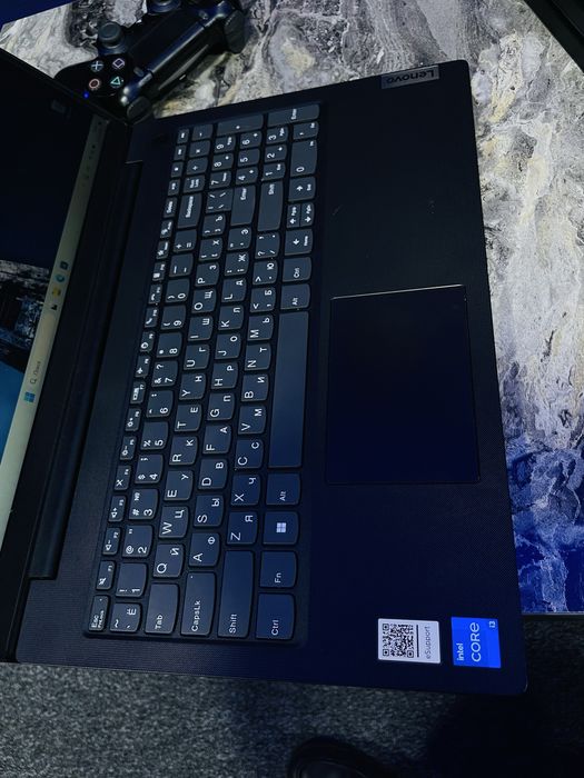 Lenovo noutbuk core i3 holati ideal narx arzon