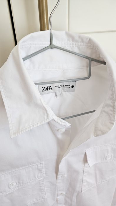 ZARA Нова бяла риза с джобчета, М размер