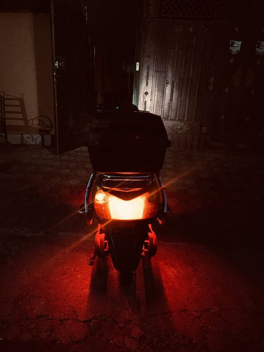 Электроскутер Yamaha