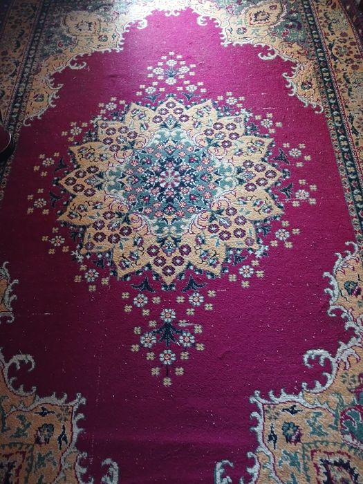 Разгрузка  новых и б/у вещей