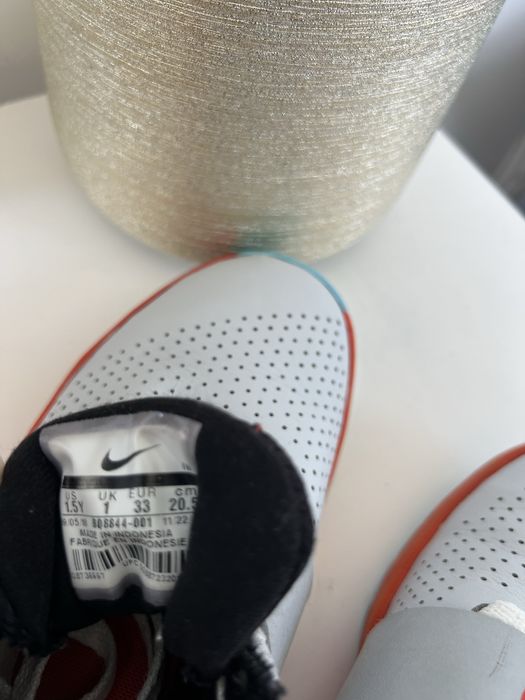 Adidasi Nike nr 33