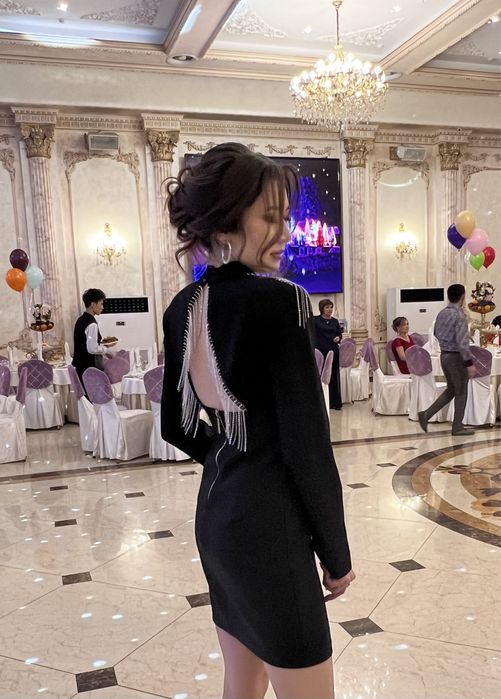 Шикарное платье, размер С