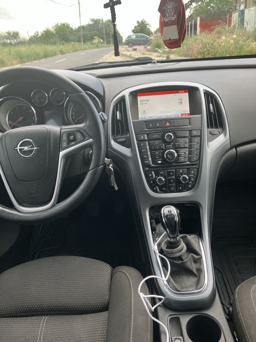 Opel Astra J 2016 1.6 diesel euro 6 schimb+ diferenta din partea mea