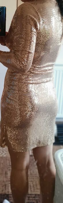 Елегантна дамска рокля