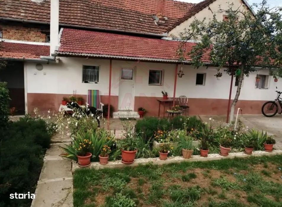 Proprietate Cu 2 Case Și Curte\Valea Timișului\Jud.cs