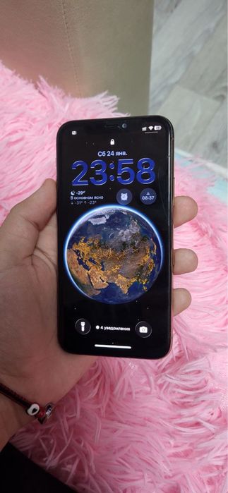 Айфон 11 про продам золотистый