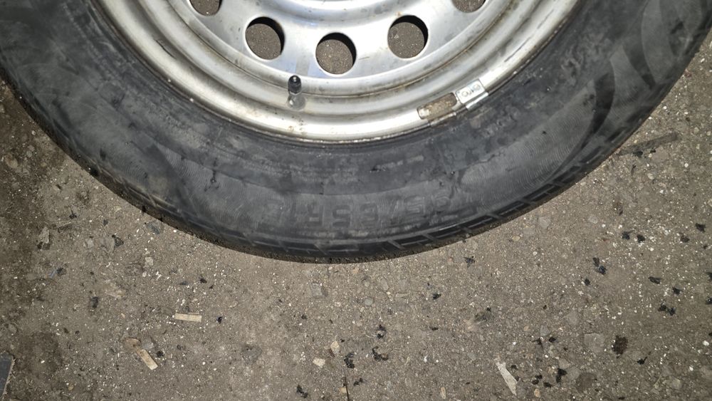 Продам запаску на мерседес R15