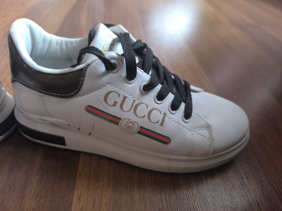 Маратонки GUCCI - 38 номер