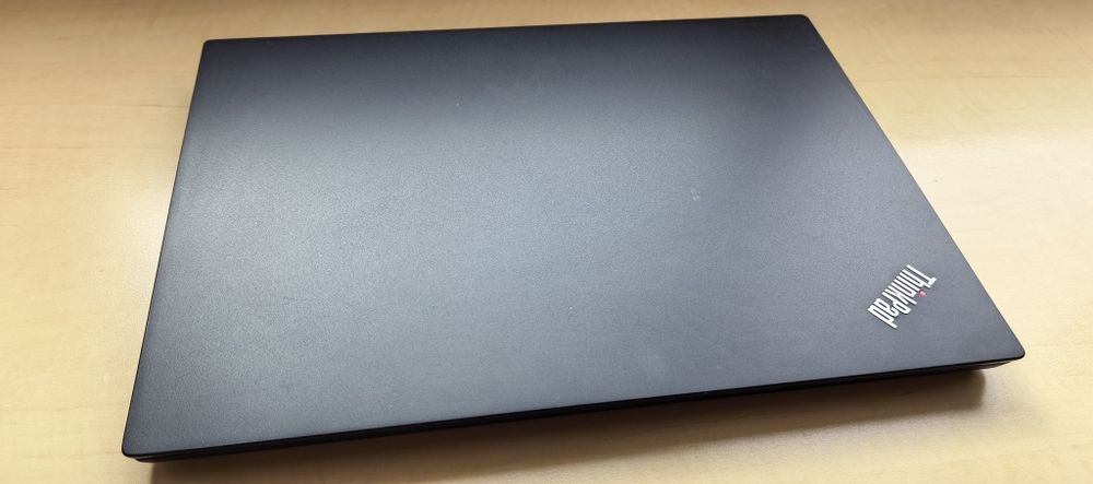 Laptop Lenovo ThinkPad E14_i5-10210U gen 10_SSD 256 GB_8GB DDR4_ca NOU / Full Metal
