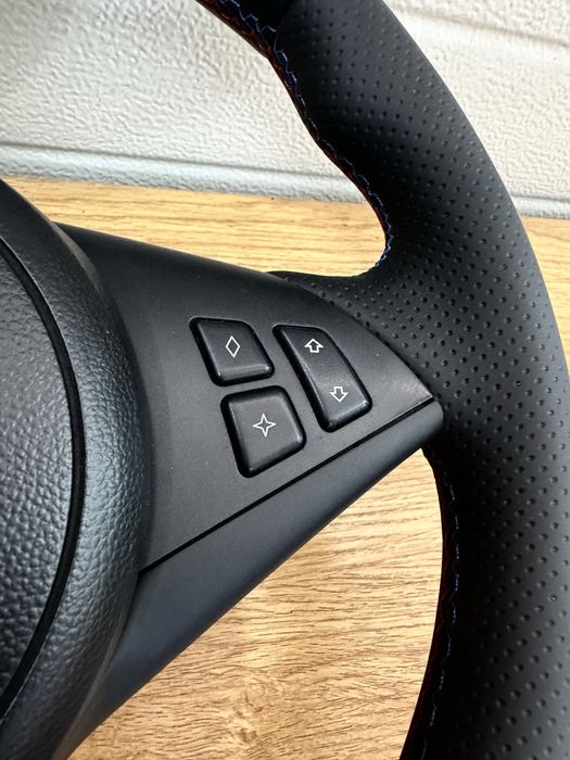 Перфектен М волан за БМВ 5та серия Е60/Е61  за кола с КЛЮЧ