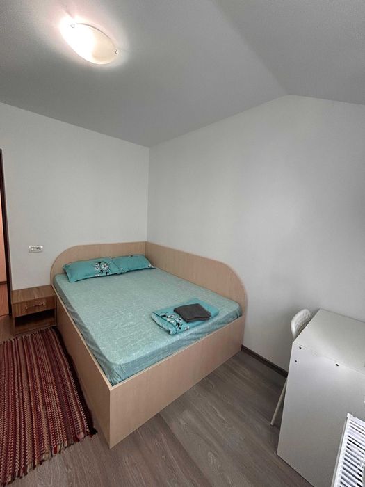 Inchiriez/Ofer Cazare camere pentru muncitori - Lehliu Gara