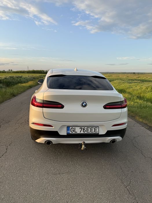 BMW X4 3.0 xDrive – 2021 | Alb Perlat | Impecabil