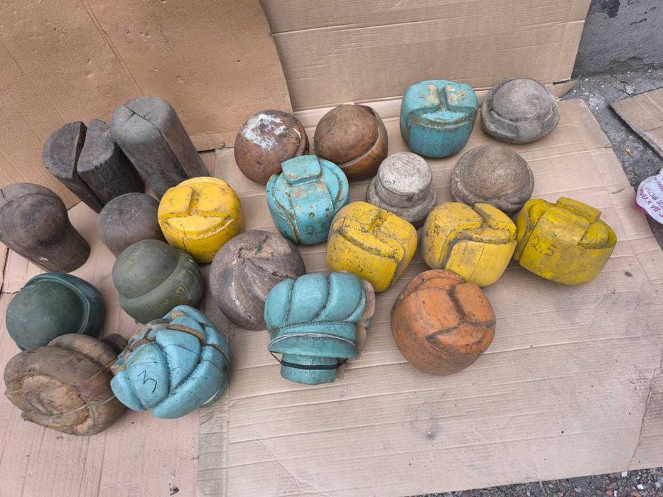 Болваны для шапок.