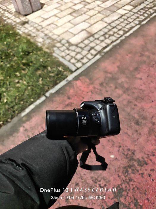 Canon PowerShot SX530HS