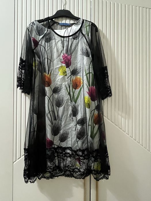 Продам летние платья