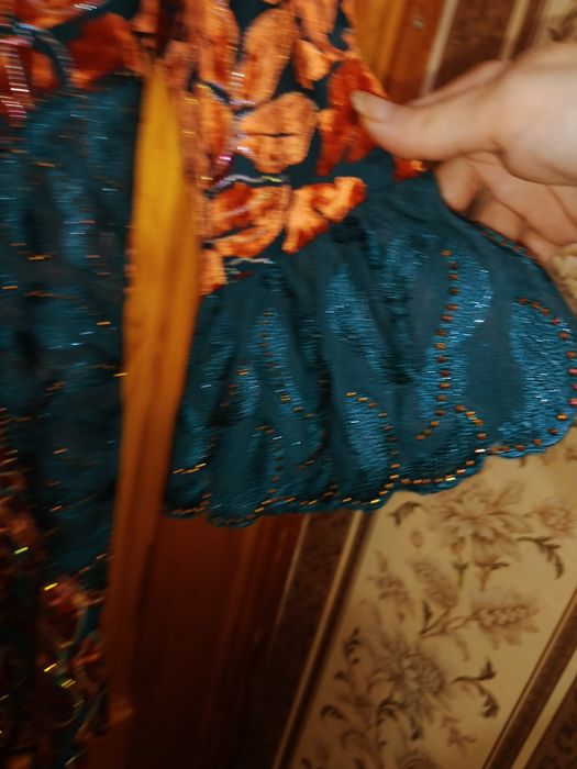 Украшенияли халат поча жуда чиройли