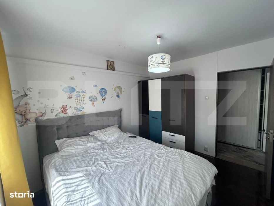 Apartament cu 3 camere, decomandat, centrala si AC, zona Helin Ciuperc