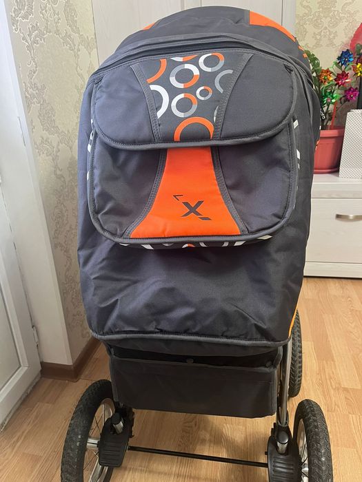 Детская коляска .