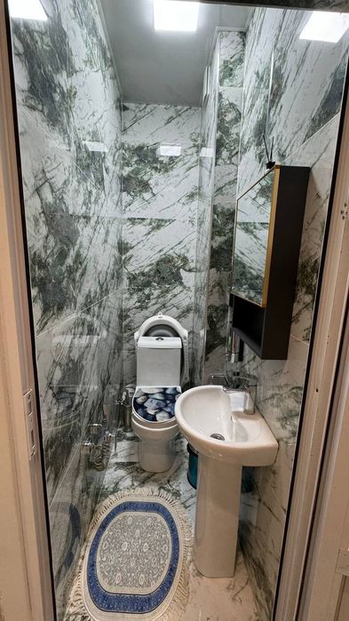 Медгородог 4/4/4
Ориентир Бозорча
Алмазарский район 

Комнат: 4
Этаж: