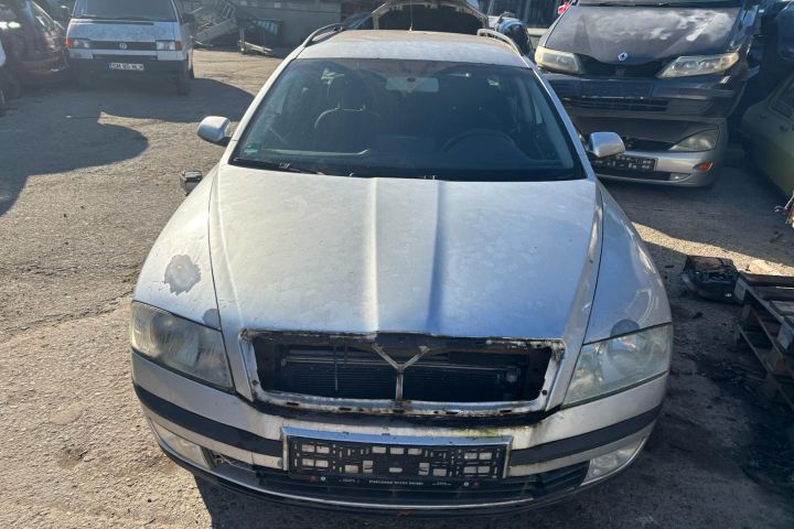 Geam usa spate dreapta Skoda Octavia a 2-a generatie