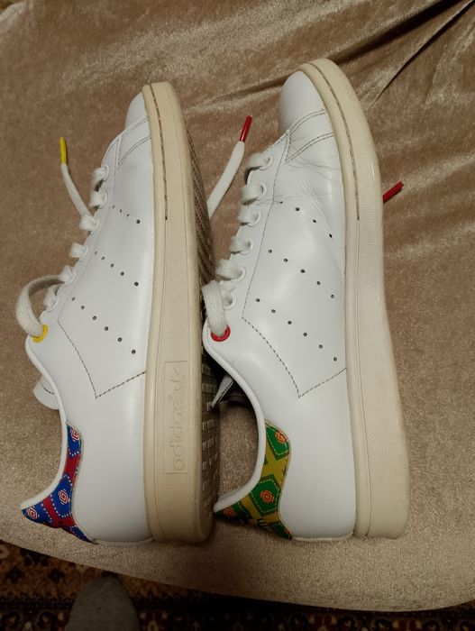 Маратонки Adidas,Nike..