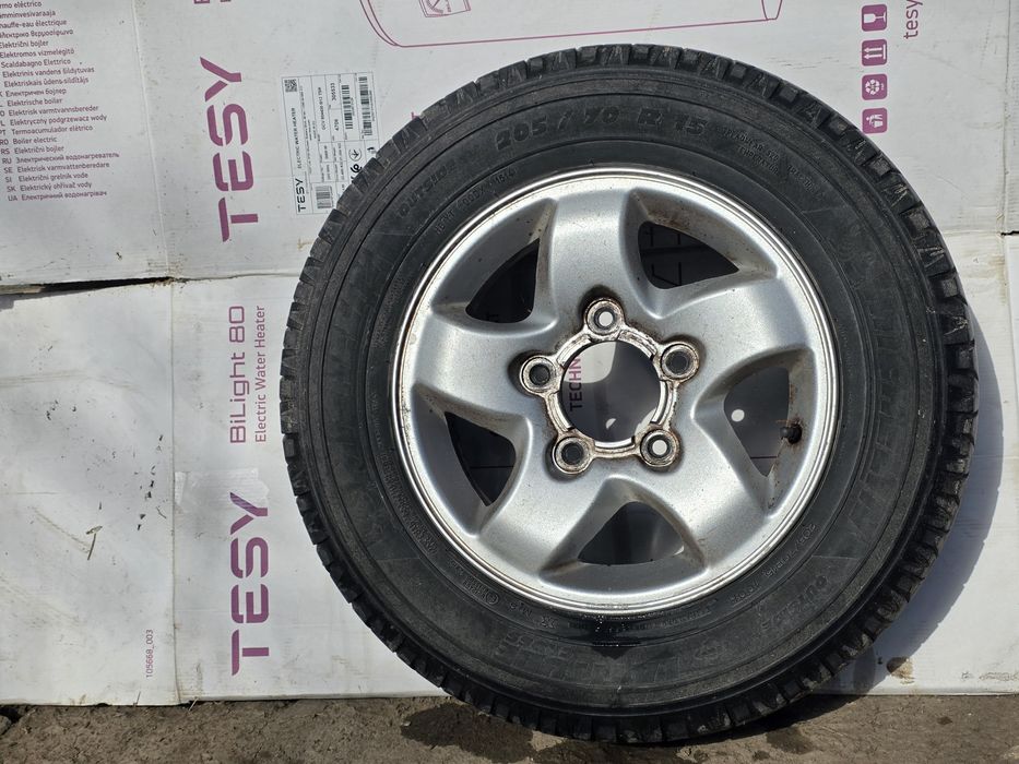 Джанти 15ки с гуми Киа Спортидж  5х139.7