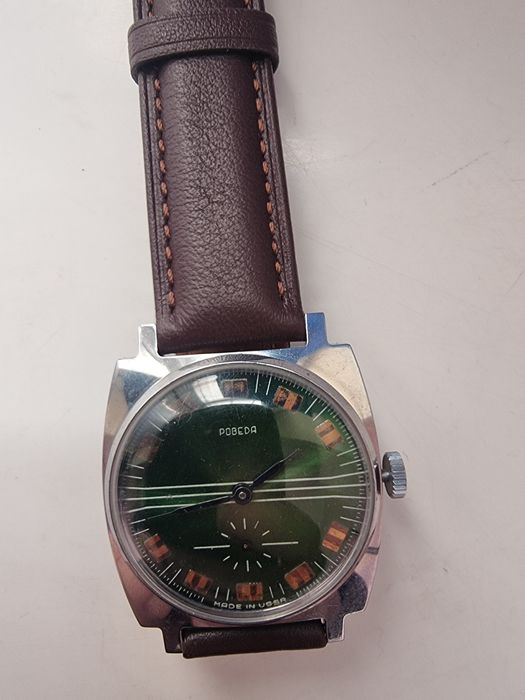 Механические часы Победа