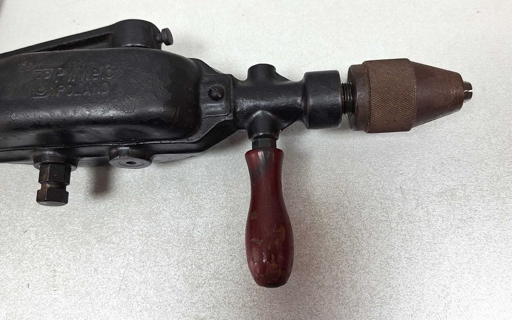 Перфектна! Ретро! Полска Ръчна Бормашина PWWe13 Poland