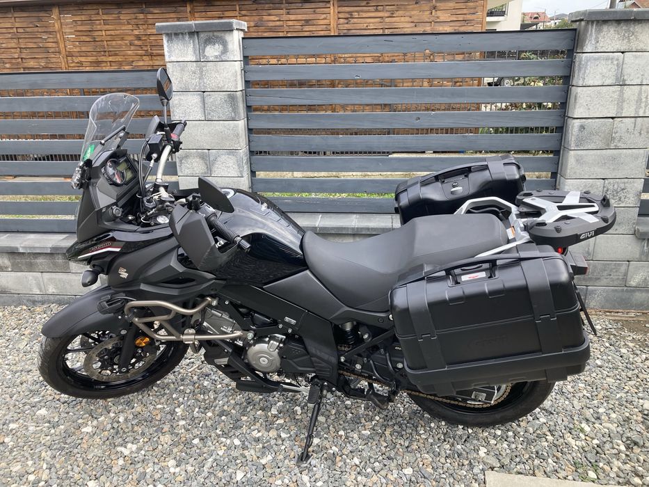Suzuki V-Strom 650 ABS 2018 – 58.000 km, 71 CP, dotări touring