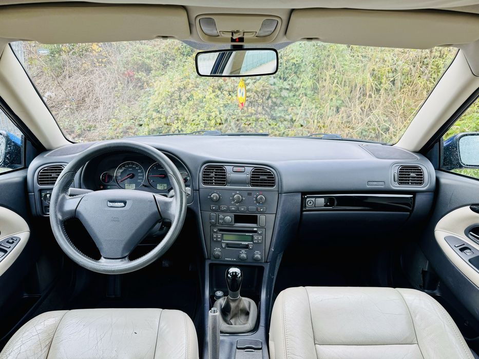 Volvo V40 1.9D *2004* *Piele*