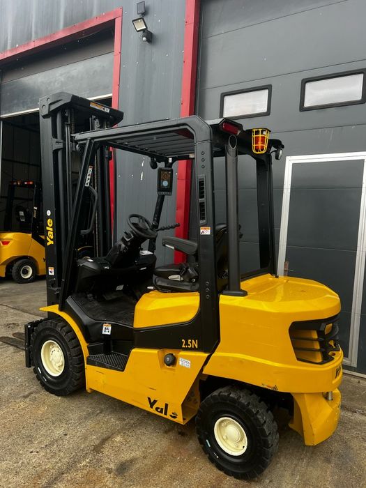 Stivuitor motostivuitor diesel YALE 2.5T