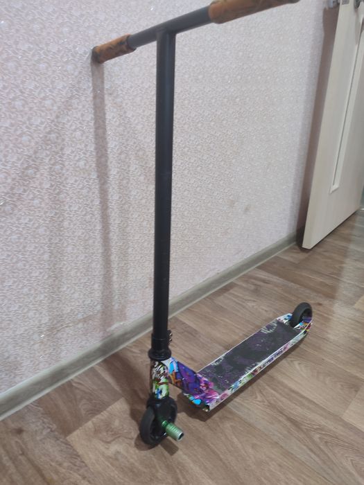 Продам трюковой самокат