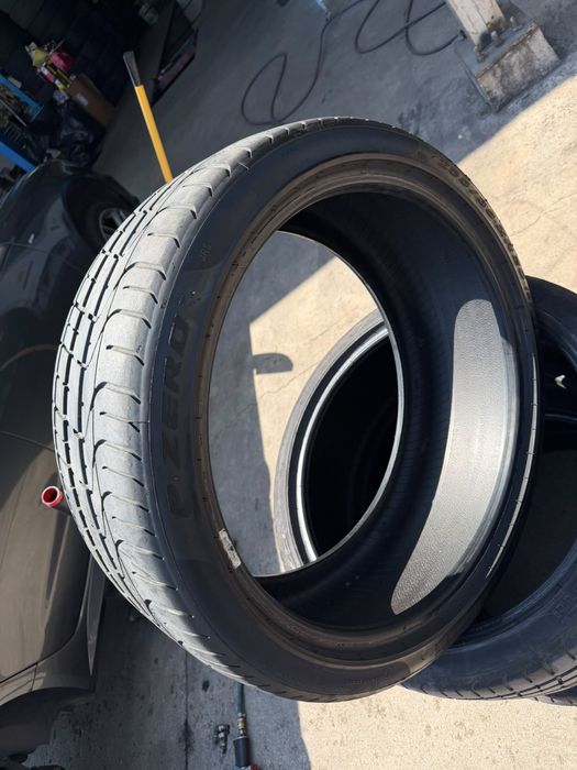 Гуми Pirelli p zeero  255/35/20/DOT 19 като нови