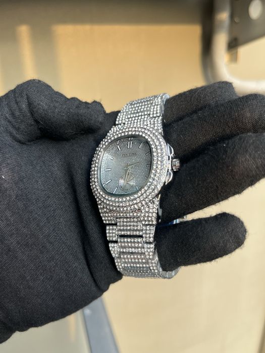 Часовник PinTime НАМАЛЕН!