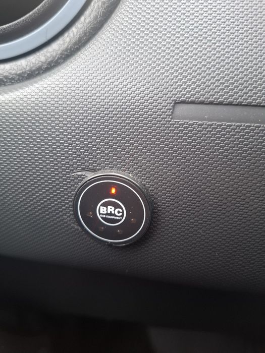 Продам машину Renault