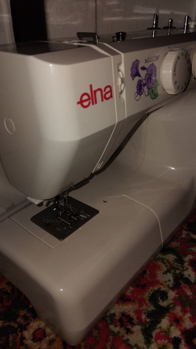 Тикув машинкаси сотилади.Енги Бир ой ишлатилган.Холати идеал.