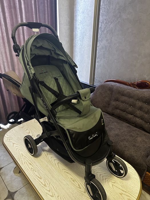 Kolyaska pierre cardin