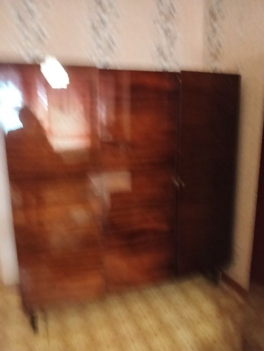 Отдам за шеколадку мебель самовывоз