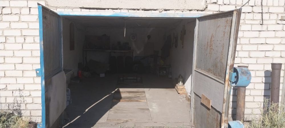 Продам гараж 3/6 метра