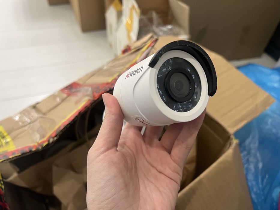 Камера наблюдения Hiwatch