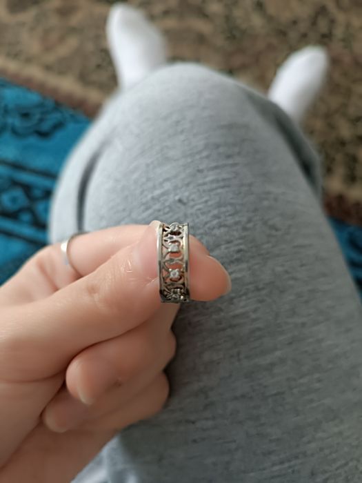 Срочно продам серьги серебро 925