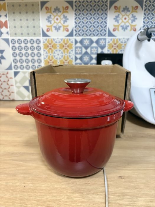 Vas, oală din fontă 2.2 litri