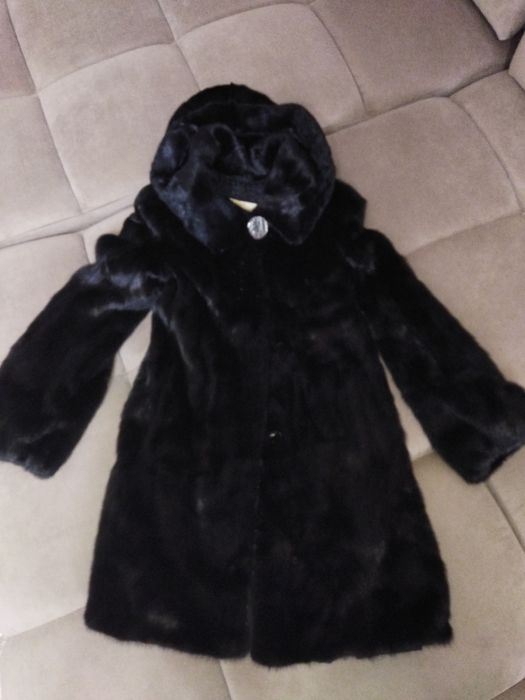 Продам норковую шубу