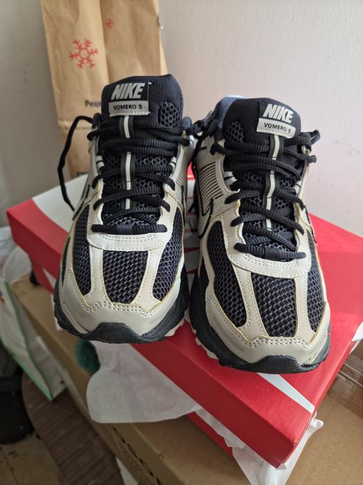 Nike vomero zoom 5