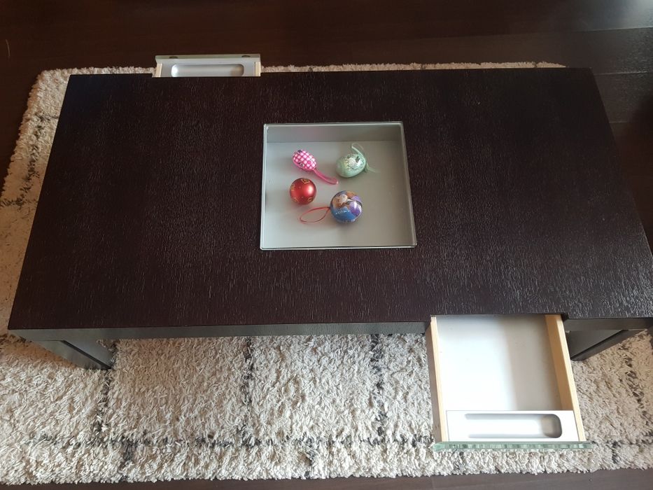 Ниска холна маса