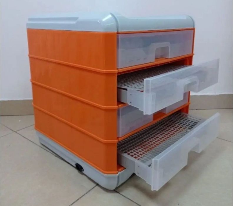 Инкубатор для  256 яиц