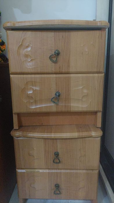 Спальный гарнитур