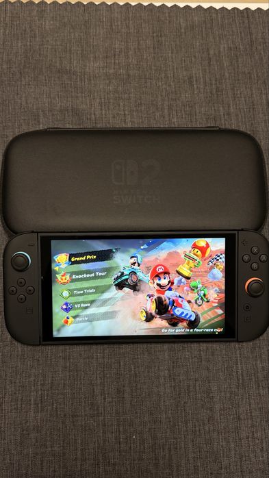 Nintendo Switch 2 Mario Kart Bundle + 2 игри + Pro Controller (ГАРАНЦИЯ)